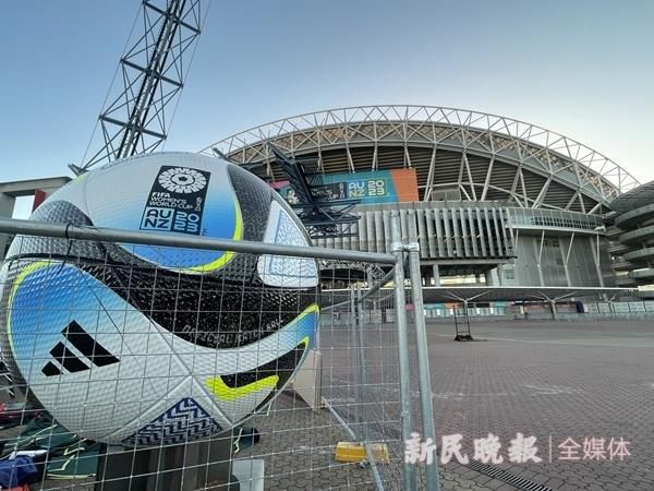 与导演意见相左时，马丽会把两人想要的表演方式都演一遍，并坦言“不拍出来，永远不知道哪个是最合适的”
